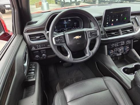 Used 2022 Chevrolet Tahoe LT w/ Luxury Package RWD image 8