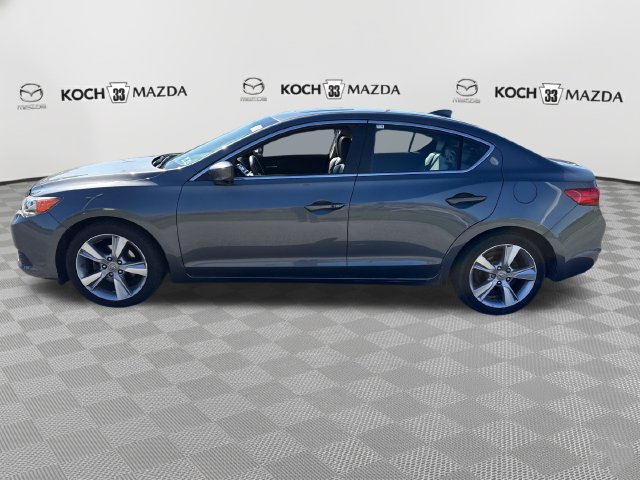 Used 2013 Acura ILX w/ Premium Package FWD image 4