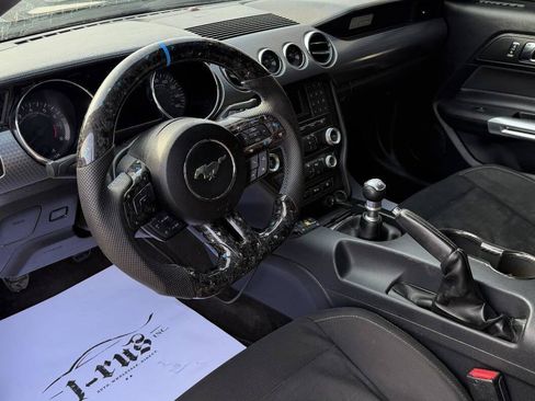 Used 2017 Ford Mustang GT w/ GT Performance Package image 12