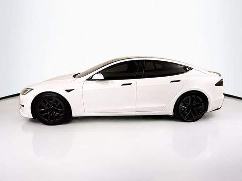 Used 2022 Tesla Model S Plaid image 8