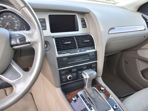 Used 2015 Audi Q7 3.0T Premium Plus image 9
