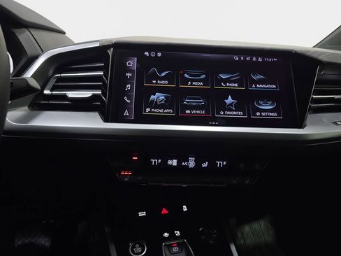 New 2026 Audi Q4 e-tron Premium AWD/4WD image 20