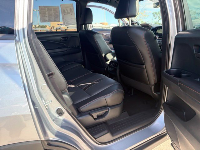 Used 2023 Honda Passport TrailSport image 18