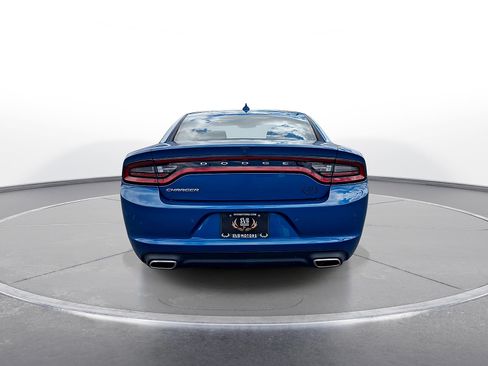 Used 2023 Dodge Charger SXT RWD image 7