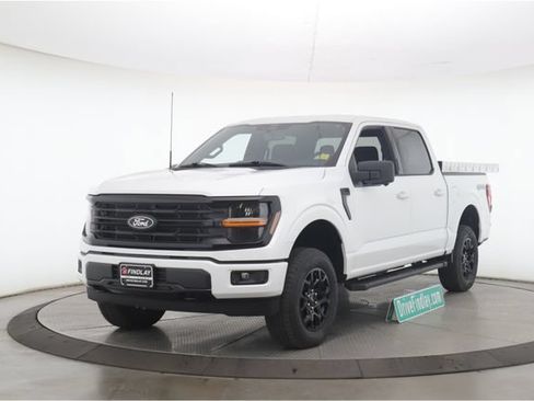 Used 2024 Ford F150 XLT w/ XLT Black Appearance Package AWD/4WD image 10