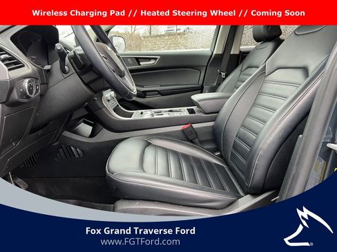 Certified 2023 Ford Edge SEL w/ Convenience Package image 3