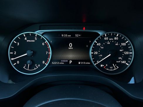 Used 2023 Nissan Rogue S image 35