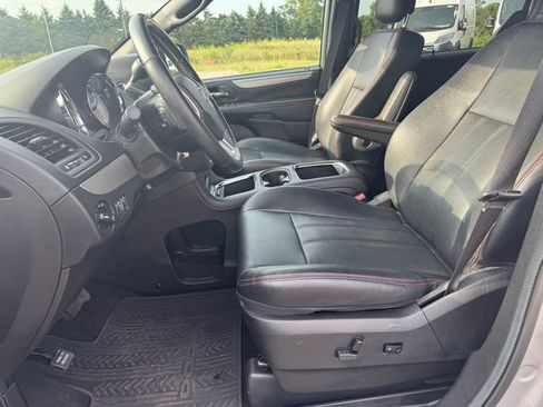 Certified 2017 Dodge Grand Caravan GT FWD image 22