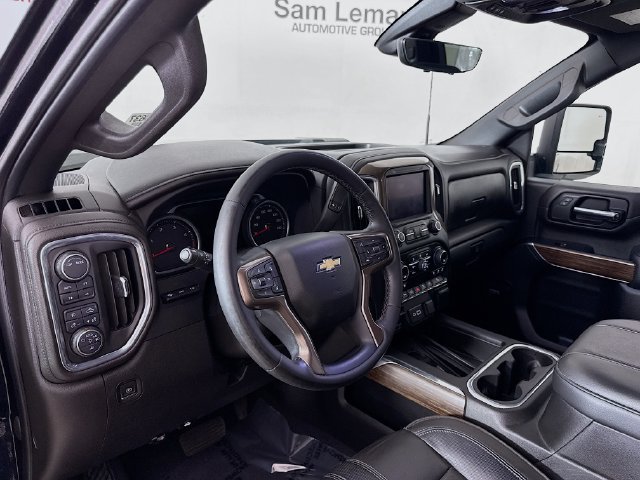Used 2023 Chevrolet Silverado 2500 High Country w/ Z71 Off-Road Package AWD/4WD image 10