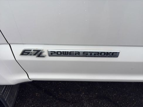 Used 2018 Ford F350 Platinum w/ Platinum Ultimate Package image 11