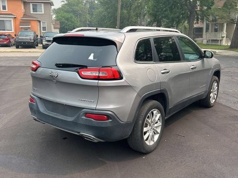 Used 2016 Jeep Cherokee Limited AWD/4WD image 3