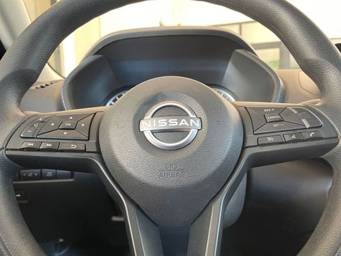 Used 2025 Nissan Sentra S image 25