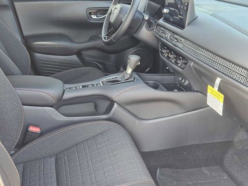 New 2026 Honda HR-V Sport image 9