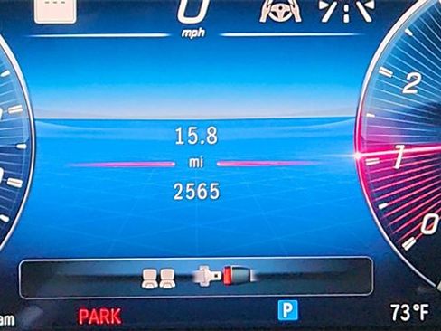 Used 2025 Mercedes-Benz SL 43 AMG w/ Driver Assistance Package image 35