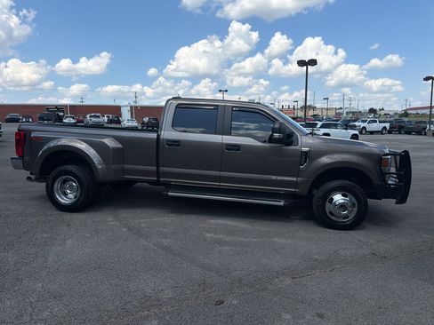 Used 2022 Ford F350 XL w/ STX Appearance Package AWD/4WD image 4