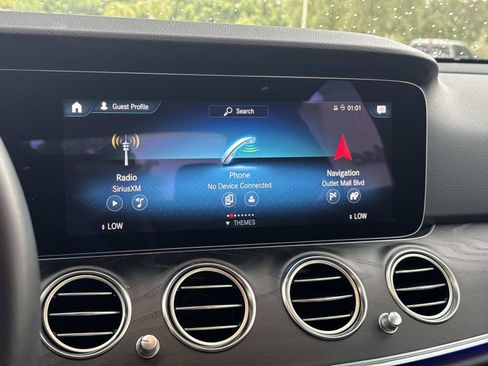 Used 2023 Mercedes-Benz E 350 Sedan image 19