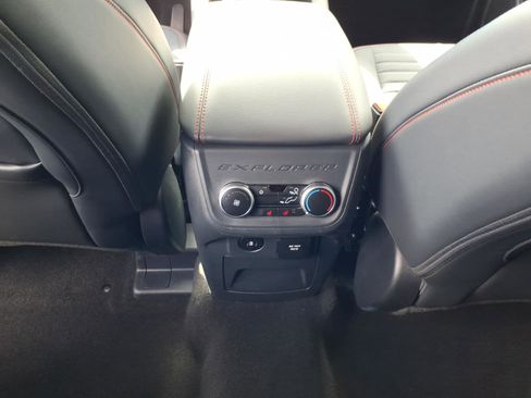 Used 2025 Ford Explorer ST-Line w/ Premium Package AWD/4WD image 16