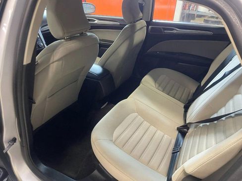 Used 2018 Ford Fusion S image 16