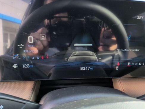 Certified 2025 Chevrolet Equinox ACTIV w/ Safety and Technology Package image 17