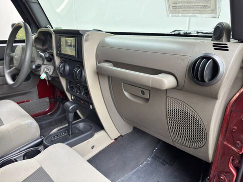 Used 2008 Jeep Wrangler X image 13