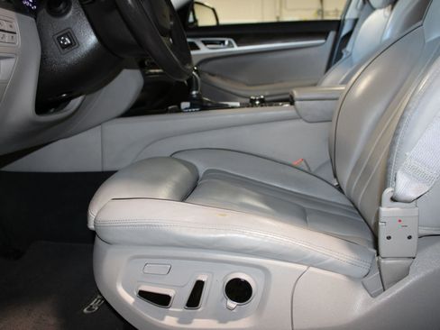 Used 2016 Hyundai Genesis 3.8 w/ Option Group 04 RWD image 26