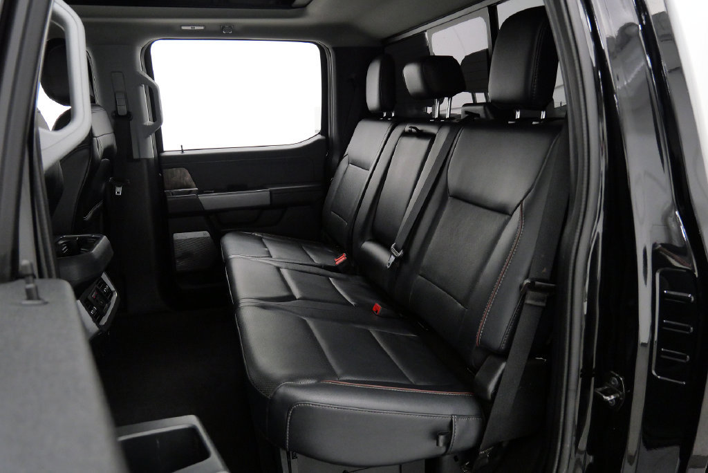 Used 2023 Ford F250 Lariat w/ Lariat Ultimate Package AWD/4WD image 22