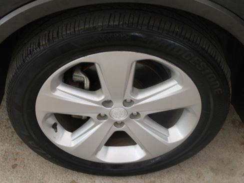 Used 2016 Buick Encore FWD image 29