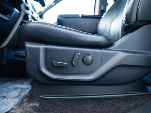 Used 2019 Ford F150 Lariat AWD/4WD image 23