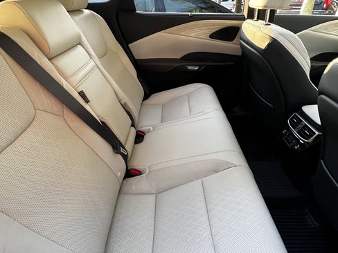 Used 2023 Lexus RX 350 w/ Cold Area Package AWD/4WD image 40