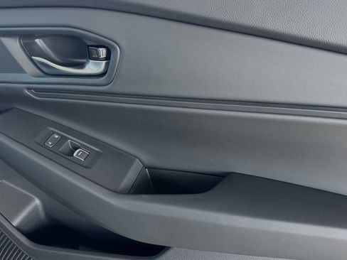 New 2025 Honda Accord SE image 18