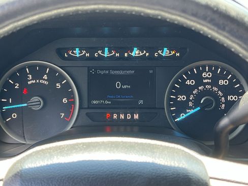 Used 2018 Ford F150 XLT w/ Equipment Group 302A Luxury AWD/4WD image 17