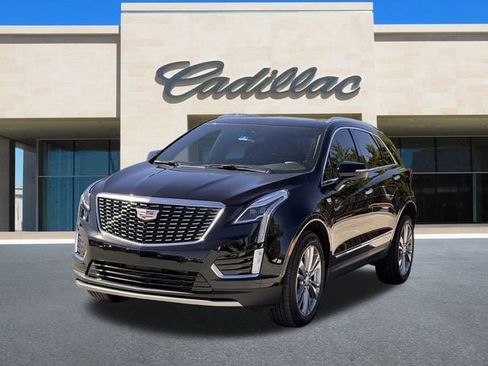 Certified 2024 Cadillac XT5 Premium Luxury w/ LPO, Floor Liner Package image 9