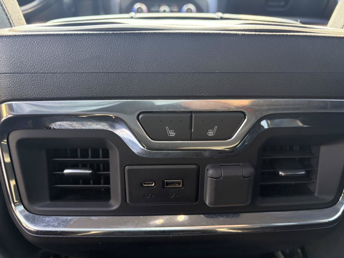 Used 2019 GMC Sierra 1500 SLT w/ SLT Premium Plus Package AWD/4WD image 13