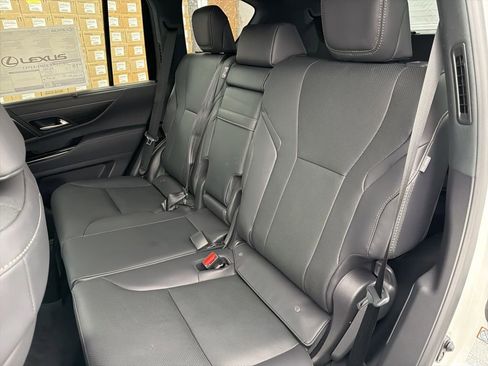 New 2026 Lexus LX 600 4WD w/ Luxury Package image 21