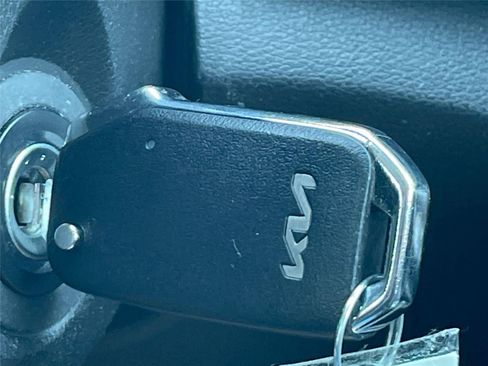 Used 2023 Kia Forte LXS w/ LXS Technology Package FWD image 28