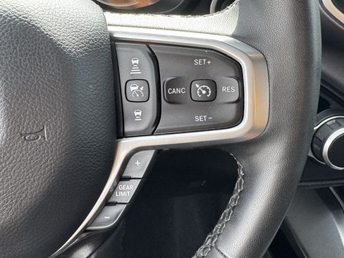 Used 2025 RAM 1500 Big Horn AWD/4WD image 23