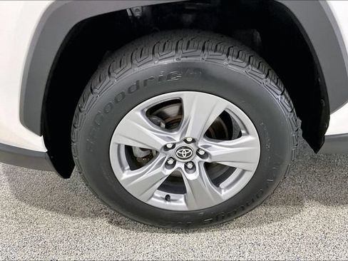 Used 2022 Toyota RAV4 XLE w/ Convenience Package AWD/4WD image 43