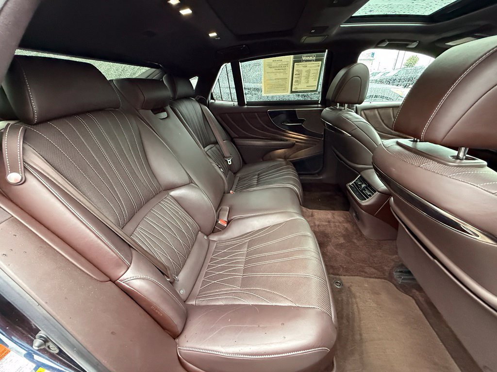 Used 2018 Lexus LS 500 w/ Luxury Package RWD image 49