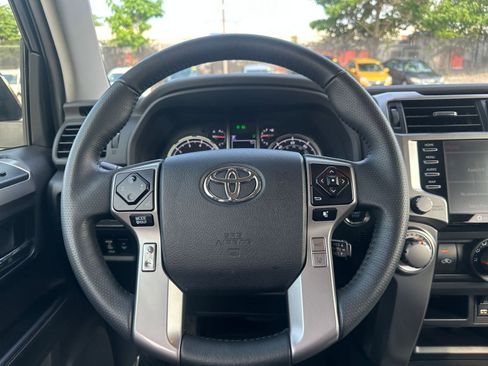 Used 2024 Toyota 4Runner TRD Sport image 28