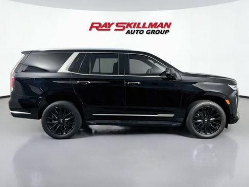 Used 2023 Cadillac Escalade Premium Luxury w/ LPO, Floor Liner Package AWD/4WD image 8