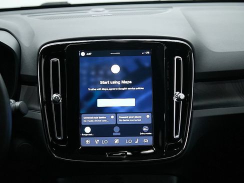 Certified 2023 Volvo C40 P8 Recharge Ultimate AWD/4WD image 26