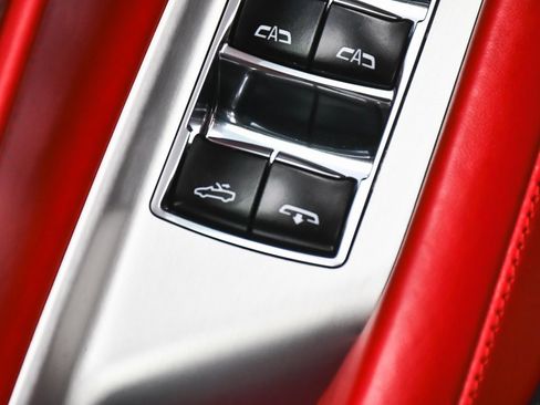 Used 2024 Chevrolet Corvette Stingray w/ Z51 Performance Package image 75