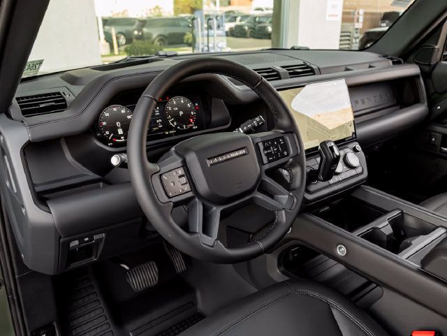New 2026 Land Rover Defender 110 X-Dynamic SE AWD/4WD image 16