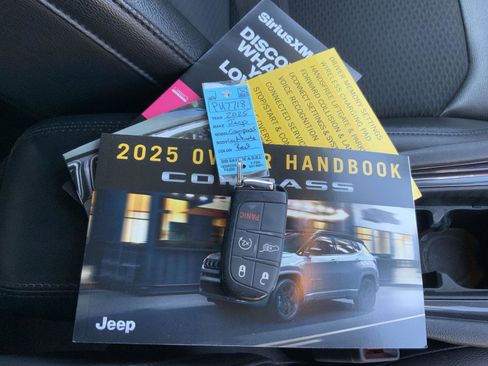 Used 2025 Jeep Compass Latitude w/ Sun & Sound Group AWD/4WD image 60