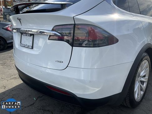 Used 2017 Tesla Model X 75D image 83