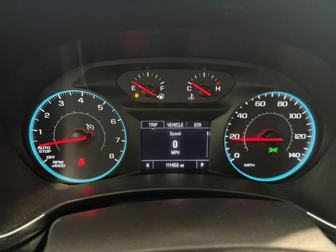 Used 2018 Chevrolet Equinox LT FWD image 15