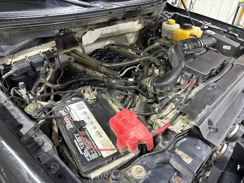 Used 2014 Ford F150 FX4 w/ Equipment Group 402A Luxury image 25