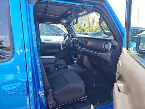 Used 2022 Jeep Wrangler Unlimited Sport image 5