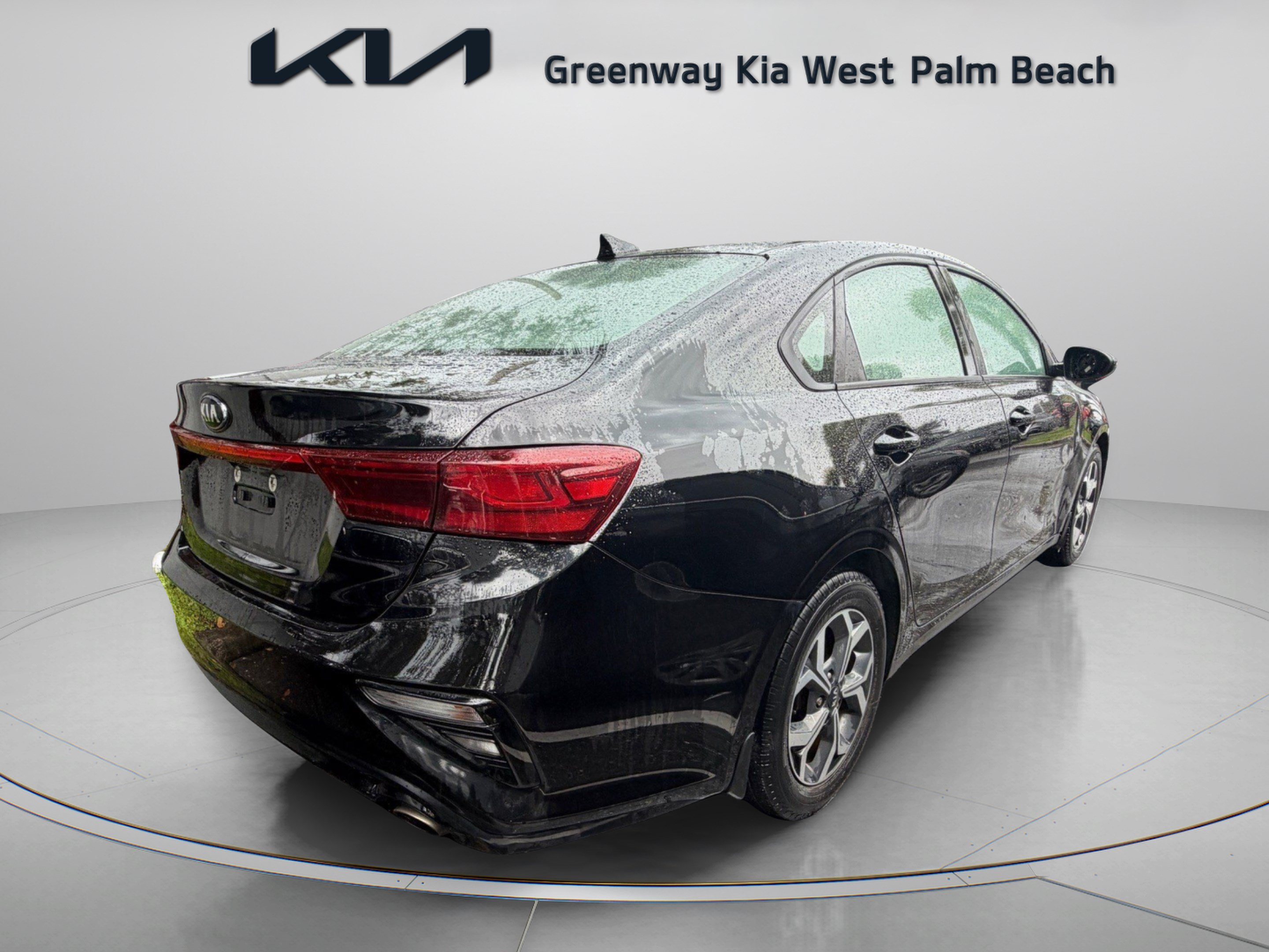 Used 2019 Kia Forte LXS FWD image 6