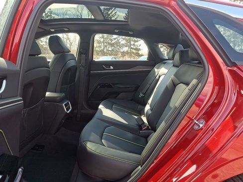 New 2026 Kia K5 GT image 9